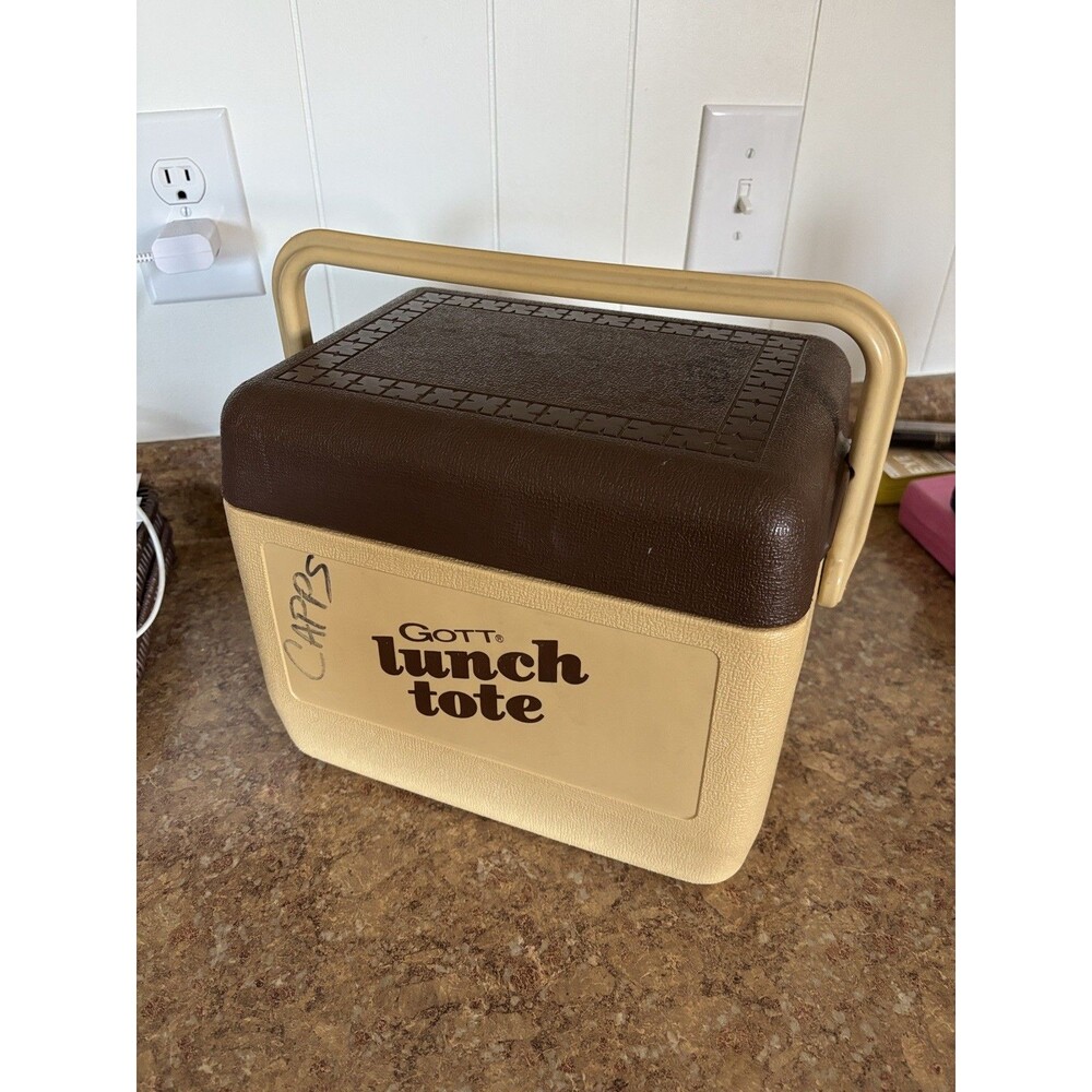 Gott Lunch Tote 6 Personal Cooler Ice Chest Model 1806 USA Vintage Brown/ Tan